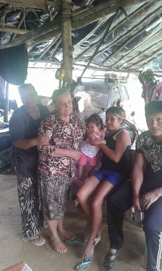 Irani com famílias